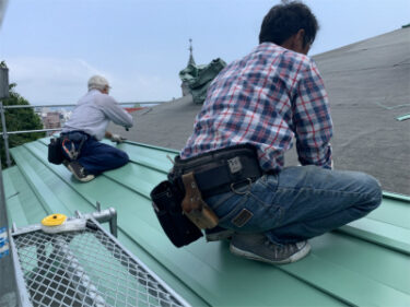 函館市元町にある築50年住宅の屋根葺き替え工事