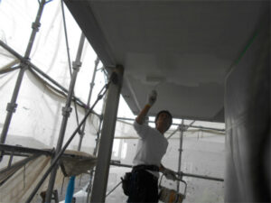 函館市住吉町にある住宅の屋根葺き替え・外壁塗装・鉄骨補強工事