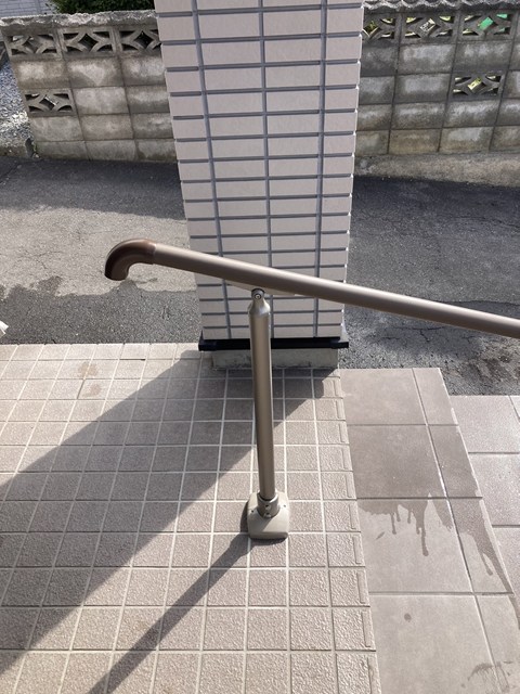 函館市美原玄関ポーチタイルマルサ佐藤建設