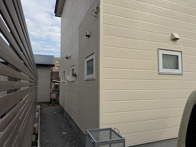 函館市中道外壁改修　マルサ佐藤建設
