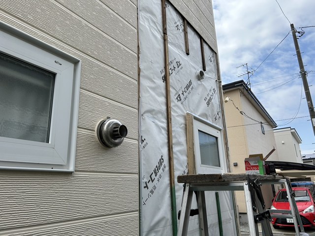 函館市中道外壁改修 マルサ佐藤建設