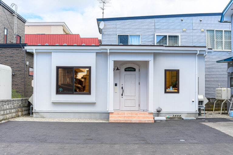 函館市富岡町サロン新築工事　店舗建築　マルサ佐藤建設